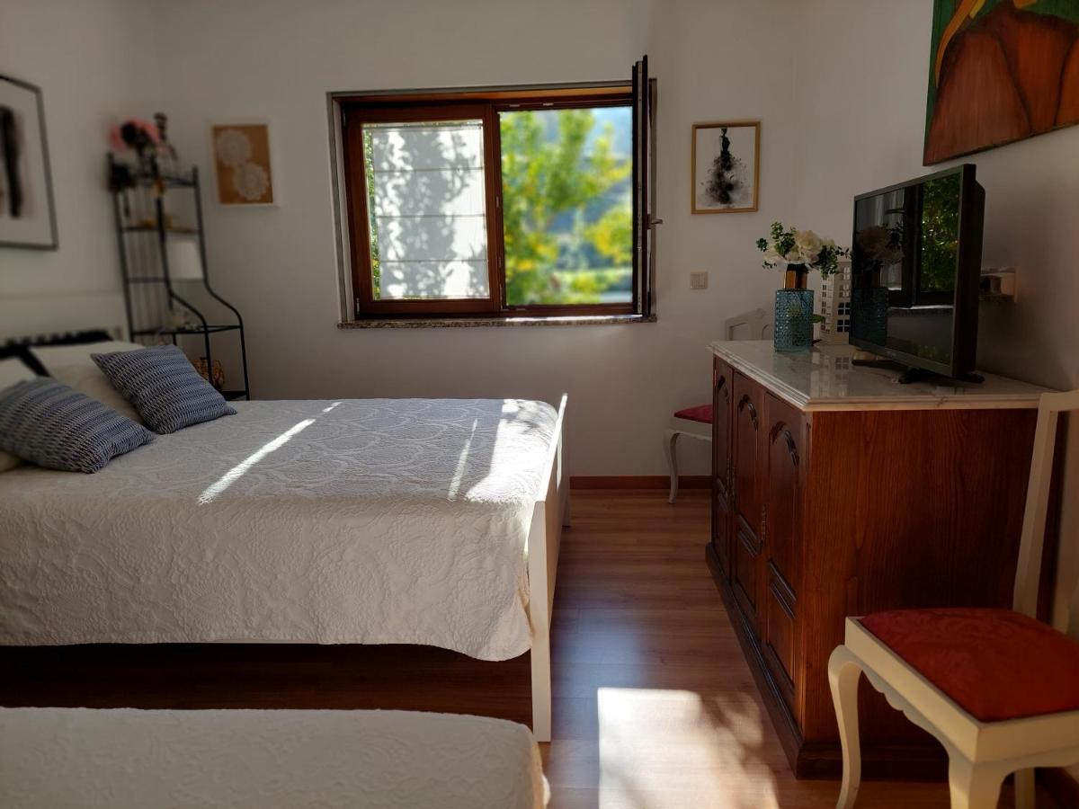 Cottage, Casa Do Laranjal - Near 제어스 외부 사진